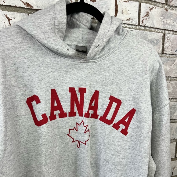 Canada Hoodie - Picture 2 of 5